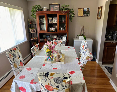 2515 E Olive Street - Photo Thumbnail 2