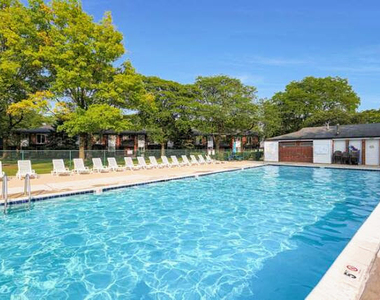 2515 E Olive Street - Photo Thumbnail 16