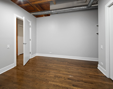 1017 W Washington Boulevard - Photo Thumbnail 12