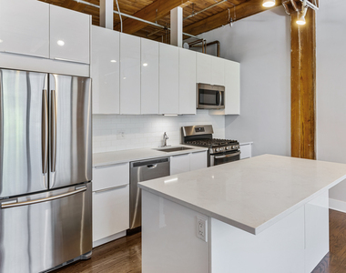 1017 W Washington Boulevard - Photo Thumbnail 5
