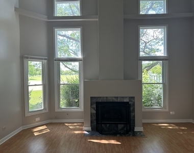 2343 Hamilton Place - Photo Thumbnail 8