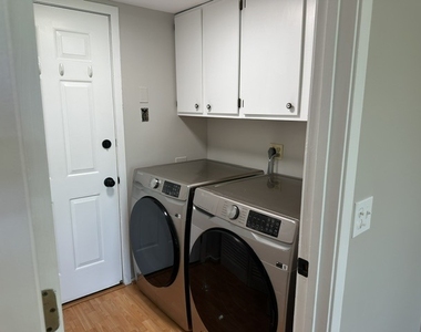 2343 Hamilton Place - Photo Thumbnail 21