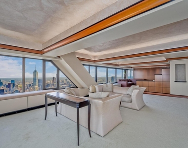 175 E Delaware Place - Photo Thumbnail 14