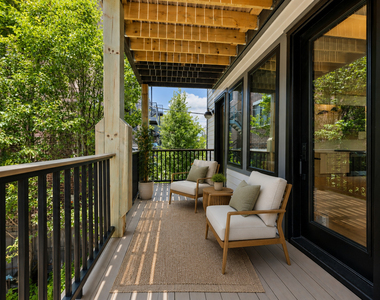 3339 N Kenmore Avenue - Photo Thumbnail 13