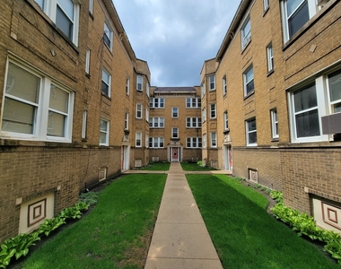 6416 N Richmond Street - Photo Thumbnail 9