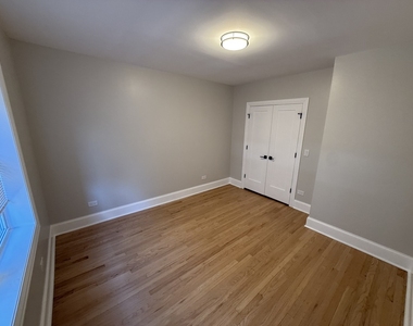 6416 N Richmond Street - Photo Thumbnail 6