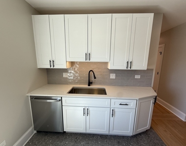 6416 N Richmond Street - Photo Thumbnail 4