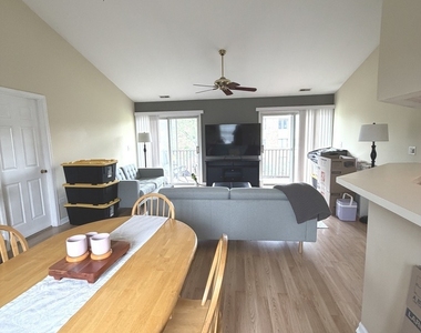385 Sandhurst Circle - Photo Thumbnail 1