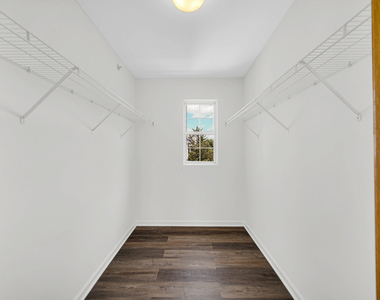 191 Willoughby Court - Photo Thumbnail 17