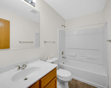 191 Willoughby Court - Photo Thumbnail 21