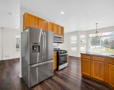 191 Willoughby Court - Photo Thumbnail 12
