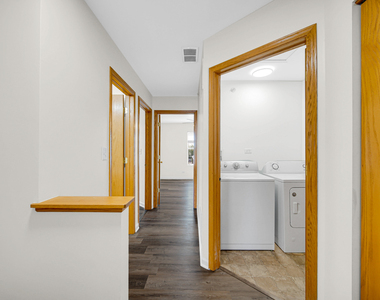 191 Willoughby Court - Photo Thumbnail 23