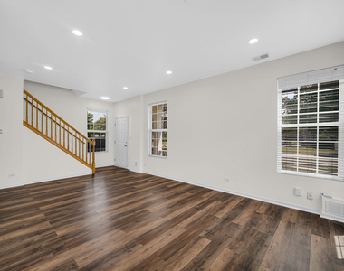 191 Willoughby Court - Photo Thumbnail 16