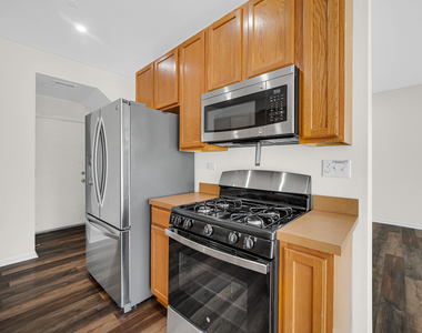 191 Willoughby Court - Photo Thumbnail 10