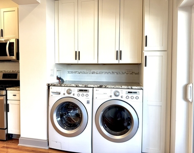 2424 N Mozart Street - Photo Thumbnail 25