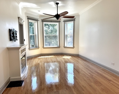 2424 N Mozart Street - Photo Thumbnail 6