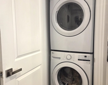 2726 W Haddon Avenue - Photo Thumbnail 10