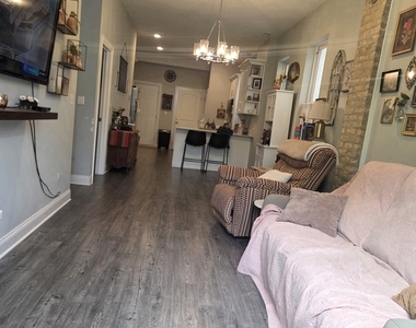 2726 W Haddon Avenue - Photo Thumbnail 4
