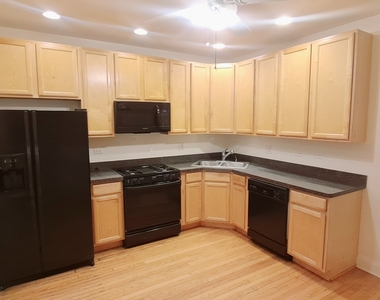 6452 N Bell Avenue - Photo Thumbnail 3