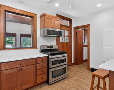708 Mccarthy Road - Photo Thumbnail 7
