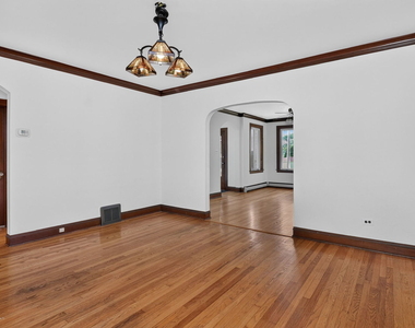 708 Mccarthy Road - Photo Thumbnail 4