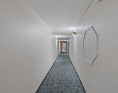 2211 S Stewart Avenue - Photo Thumbnail 19