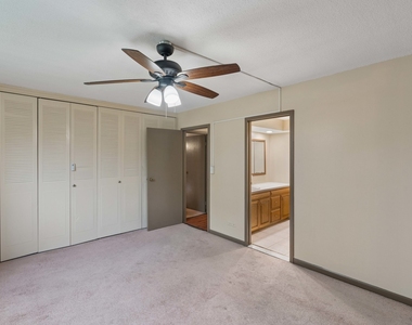 2211 S Stewart Avenue - Photo Thumbnail 17