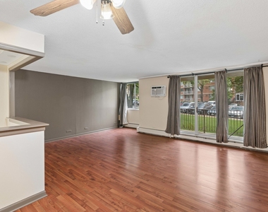 2211 S Stewart Avenue - Photo Thumbnail 4