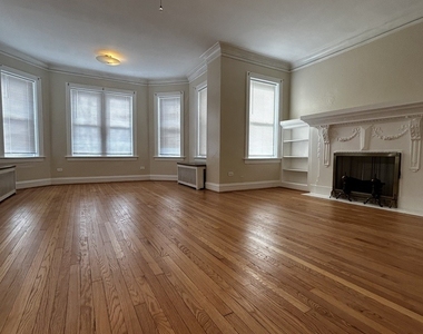 1740 W Garfield Boulevard - Photo Thumbnail 8