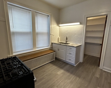 1740 W Garfield Boulevard - Photo Thumbnail 14