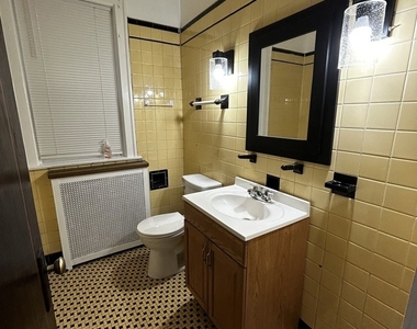 1740 W Garfield Boulevard - Photo Thumbnail 19