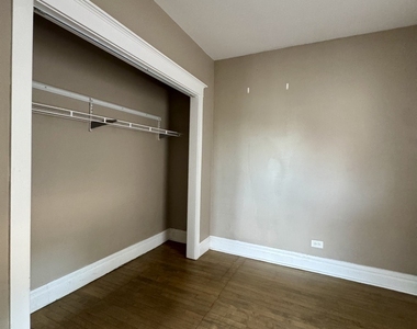 2345 Cuyler Avenue - Photo Thumbnail 6