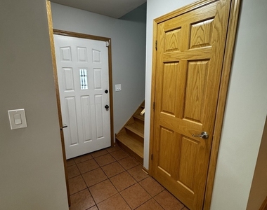 786 Greenwood Road - Photo Thumbnail 2