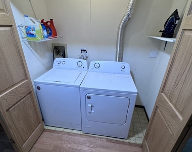 786 Greenwood Road - Photo Thumbnail 14