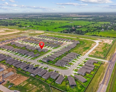 26846 Vanilla Pearls Lane - Photo Thumbnail 29