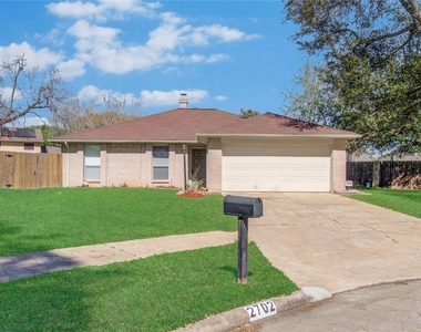 2702 Fir Crest Court - Photo Thumbnail 1