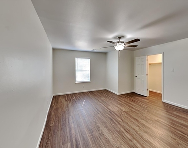 16778 Fallen Timbers Drive - Photo Thumbnail 8