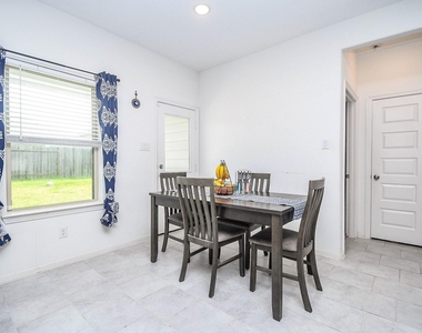 23054 True Fortune Drive - Photo Thumbnail 7