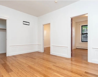 1014 East New York Avenue - Photo Thumbnail 2