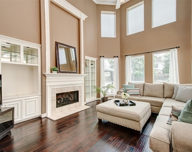 23707 Thornsby Court - Photo Thumbnail 13
