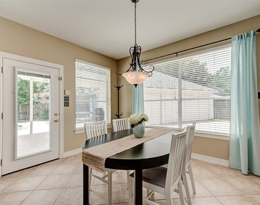 23707 Thornsby Court - Photo Thumbnail 12