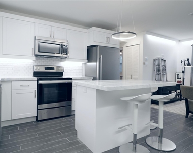 412 Pacific Street - Photo Thumbnail 1