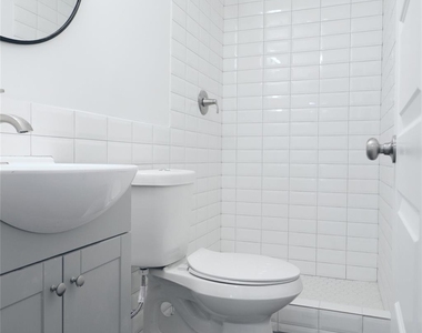 412 Pacific Street - Photo Thumbnail 15