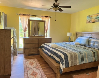 2230 S Piney Point Road - Photo Thumbnail 6