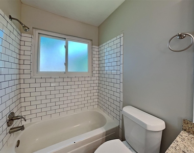 3407 Fort Richmond Drive - Photo Thumbnail 15