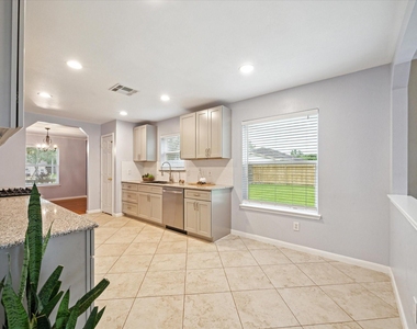 3402 Fox Court - Photo Thumbnail 10