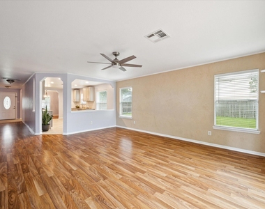 3402 Fox Court - Photo Thumbnail 12