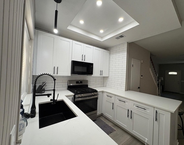 2910 Grants Lake Boulevard - Photo Thumbnail 9