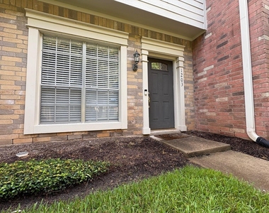 2910 Grants Lake Boulevard - Photo Thumbnail 1
