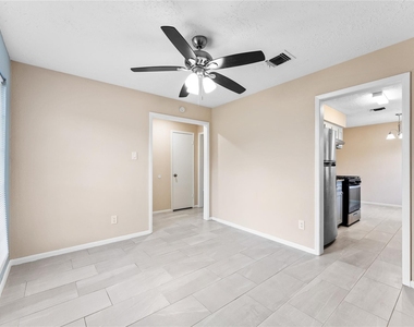 1431 Epsilon Street - Photo Thumbnail 7